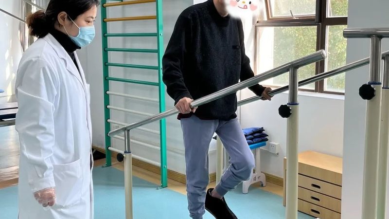 失能老人护理包优缺点对比