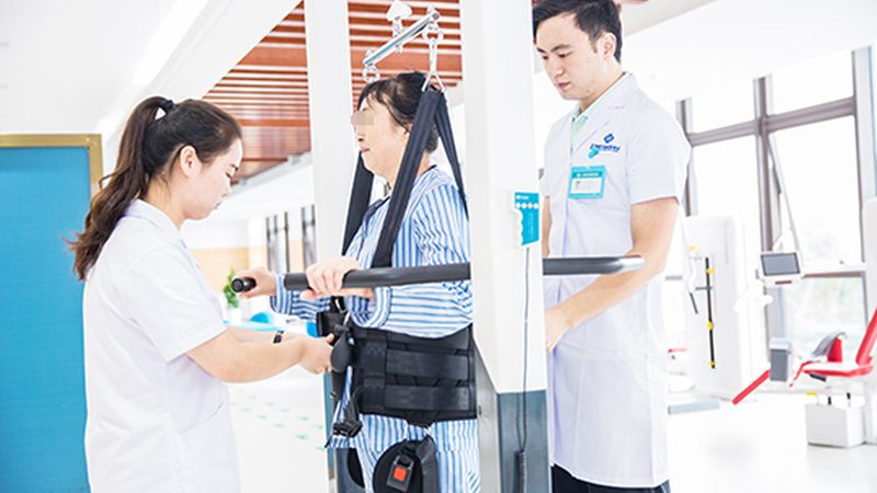 养老护理员考证，别被“包过”带偏了