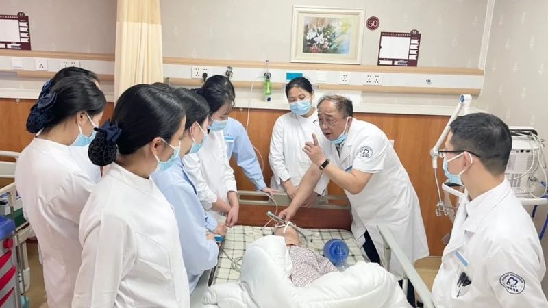 社区日间照料中心：收费标准背后的考量因素**